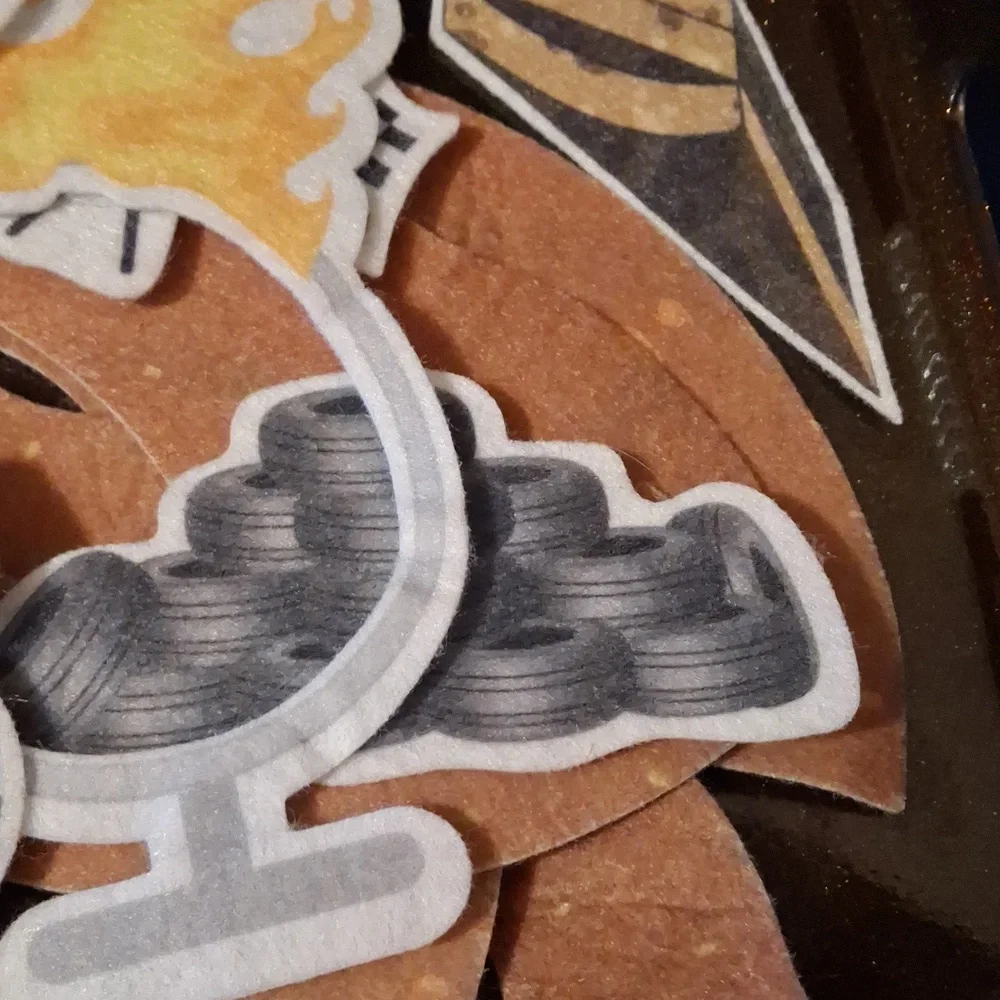 Monster Truck Feltboard Flannelboard Set Racetrack Flags - Picture 6 of 7